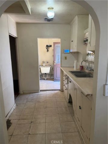 218 W Mill, San Bernardino, CA 92408