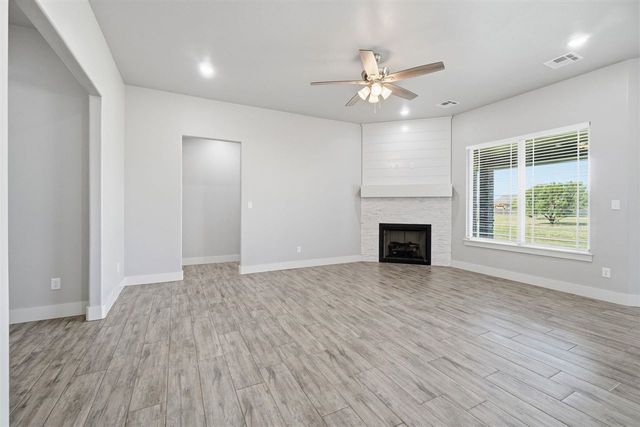 169 SW Elk Creek Loop, Cache, OK 73527