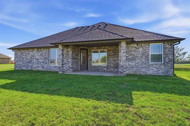 169 SW Elk Creek Loop, Cache, OK 73527