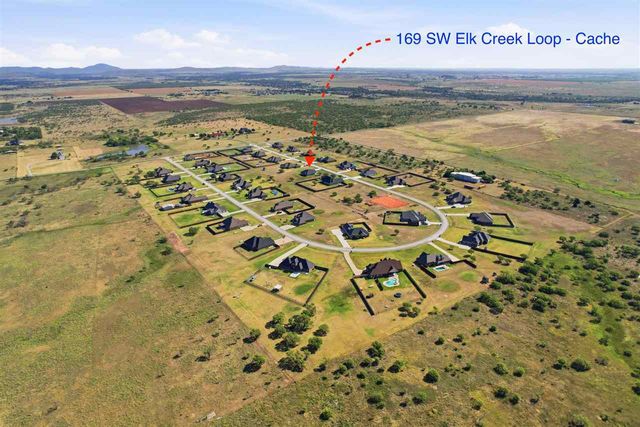 169 SW Elk Creek Loop, Cache, OK 73527