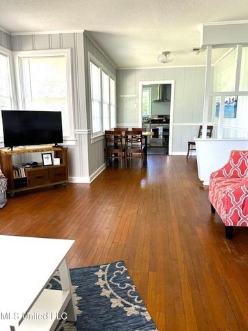 1323 3rd Street, Gulfport, MS 39501