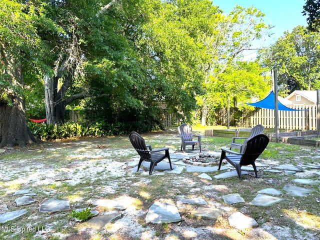 1323 3rd Street, Gulfport, MS 39501