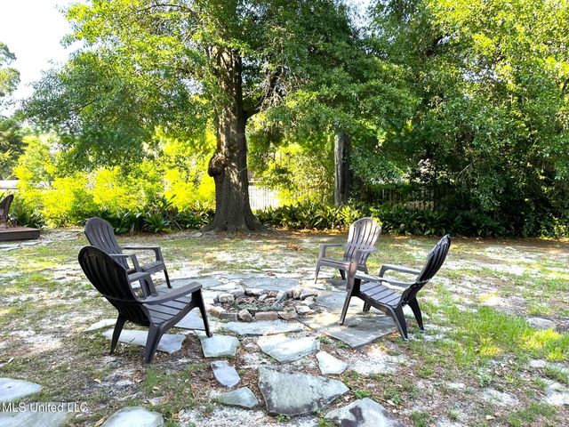 1323 3rd Street, Gulfport, MS 39501