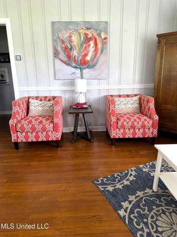 1323 3rd Street, Gulfport, MS 39501