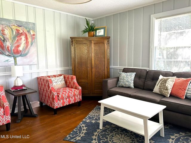 1323 3rd Street, Gulfport, MS 39501