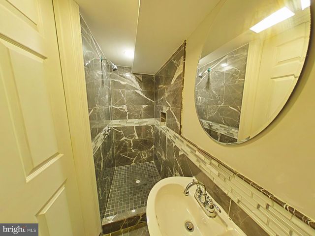 1310 S 50TH ST, Philadelphia, PA 19143