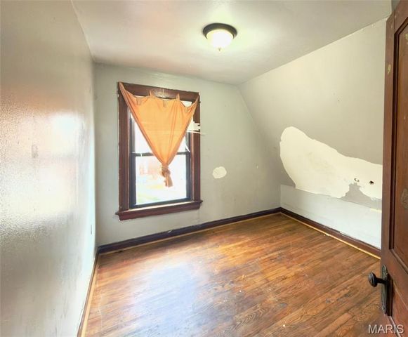 3740 Meramec Street, St Louis, MO 63116