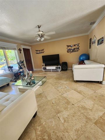 13365 NW 12th Avenue, North Miami, FL 33168