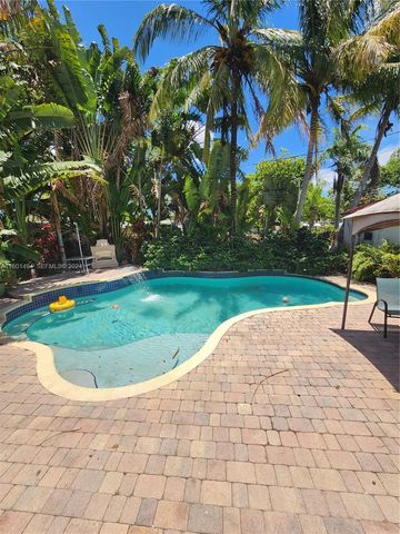 13365 NW 12th Avenue, North Miami, FL 33168