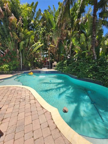 13365 NW 12th Avenue, North Miami, FL 33168