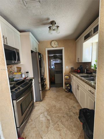 13365 NW 12th Avenue, North Miami, FL 33168