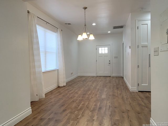 1329 Delgado, San Antonio, TX 78207