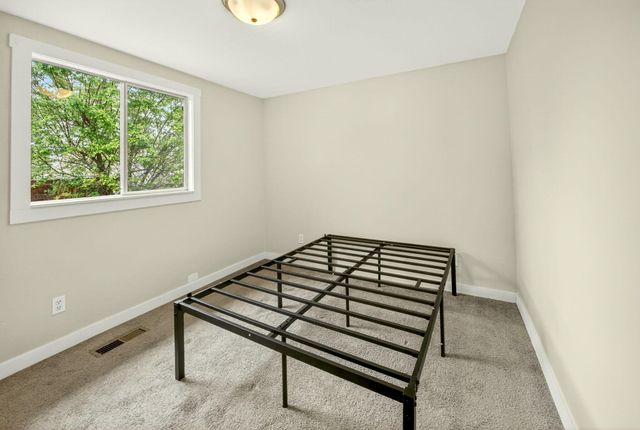 800 Ashland Street, Ashland, OR 97520