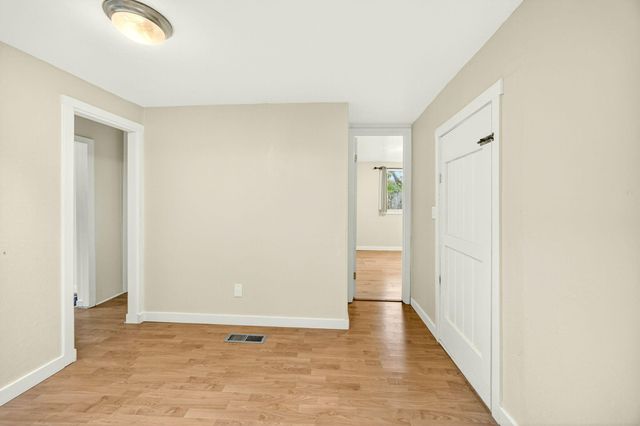 800 Ashland Street, Ashland, OR 97520