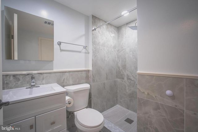 2992 COVINGTON ST, Fairfax, VA 22031