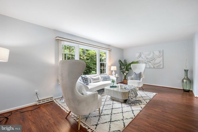 2992 COVINGTON ST, Fairfax, VA 22031