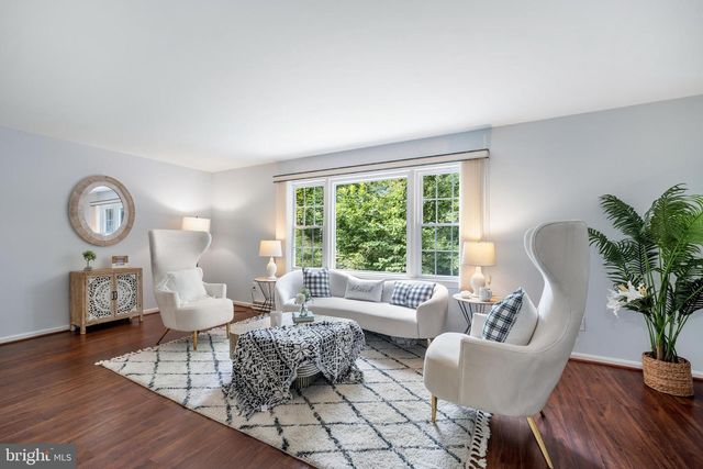 2992 COVINGTON ST, Fairfax, VA 22031