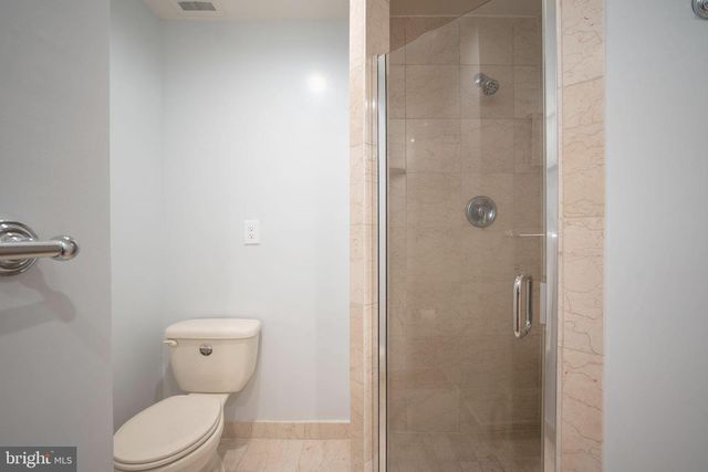 2992 COVINGTON ST, Fairfax, VA 22031