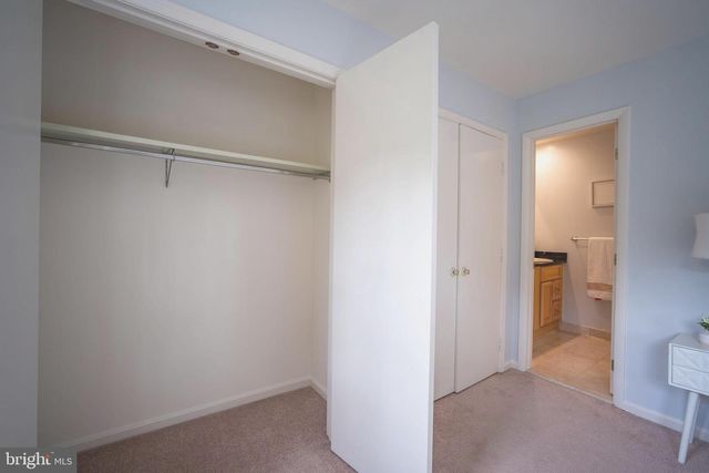 2992 COVINGTON ST, Fairfax, VA 22031