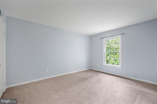 2992 COVINGTON ST, Fairfax, VA 22031