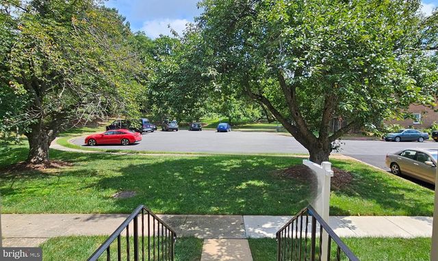 2992 COVINGTON ST, Fairfax, VA 22031