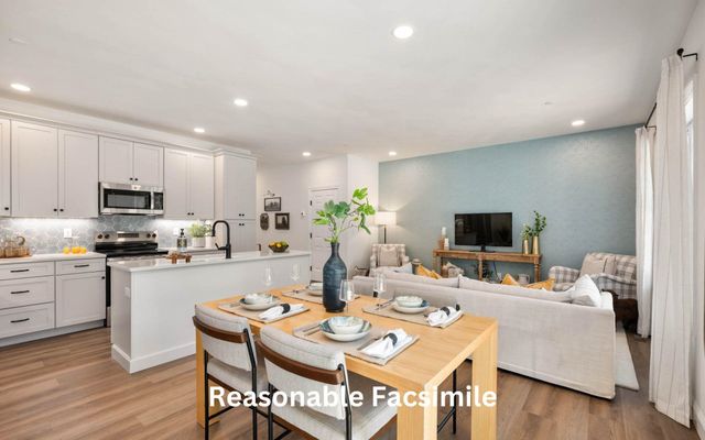 3C Dearborn Circle, Goffstown, NH 03045