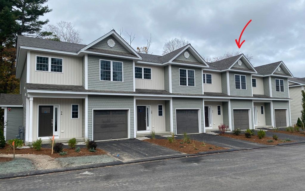 3C Dearborn Circle, Goffstown, NH 03045