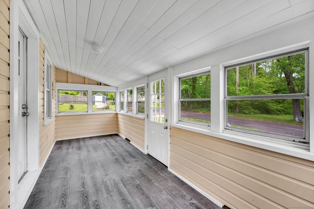 48 Lakeview Drive, Coventry, CT 06238