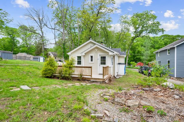 48 Lakeview Drive, Coventry, CT 06238