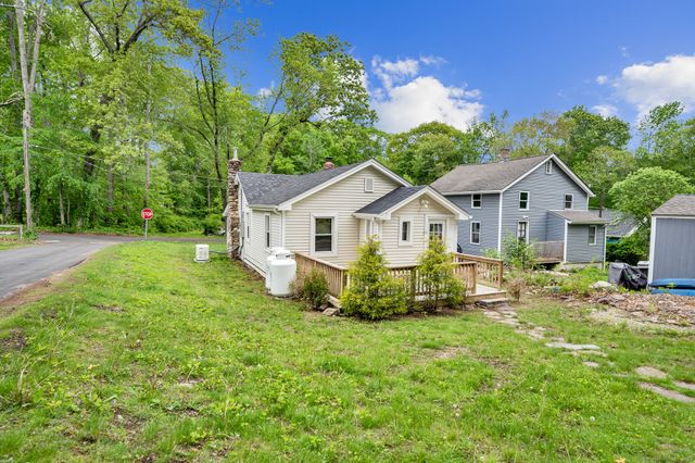 48 Lakeview Drive, Coventry, CT 06238