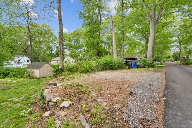 48 Lakeview Drive, Coventry, CT 06238