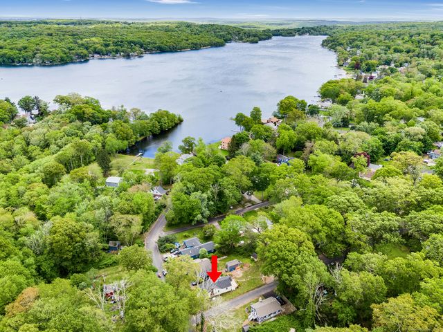 48 Lakeview Drive, Coventry, CT 06238