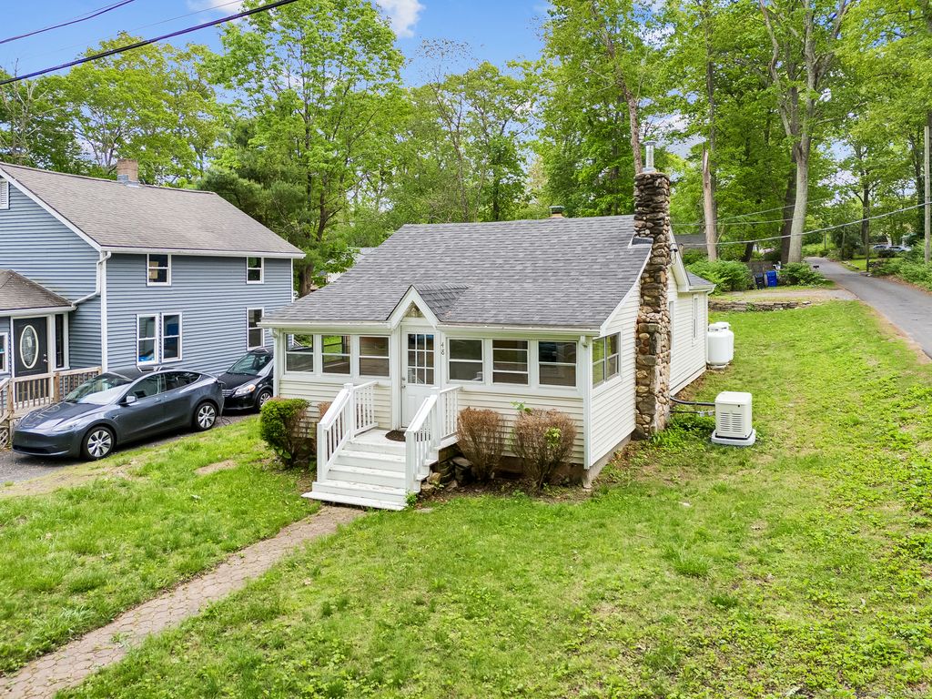 48 Lakeview Drive, Coventry, CT 06238