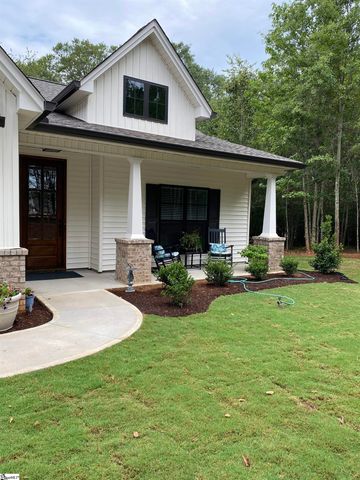 203 Palmetto Farms Way, Pelzer, SC 29669