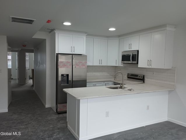 199 Lark street Street, Albany, NY 12210