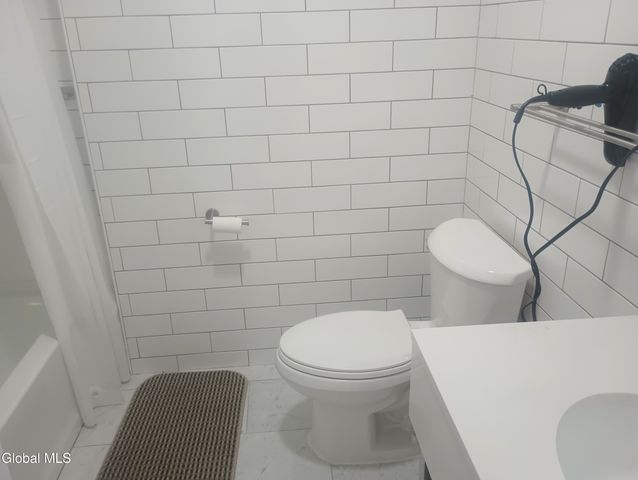 199 Lark street Street, Albany, NY 12210