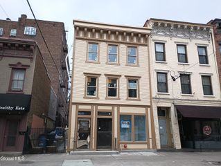 199 Lark street Street, Albany, NY 12210