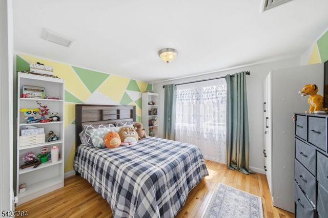 47 Kendall Dr, Sayreville Boro, NJ 08859