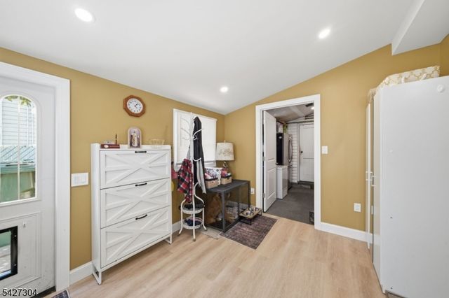 47 Kendall Dr, Sayreville Boro, NJ 08859