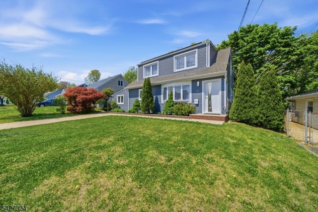47 Kendall Dr, Sayreville Boro, NJ 08859