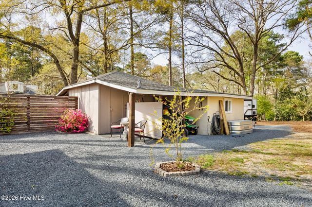 901 E Main Street, Aberdeen, NC 28315