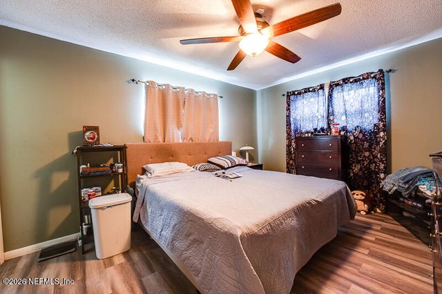 6105 TOYOTA Drive, Jacksonville, FL 32244
