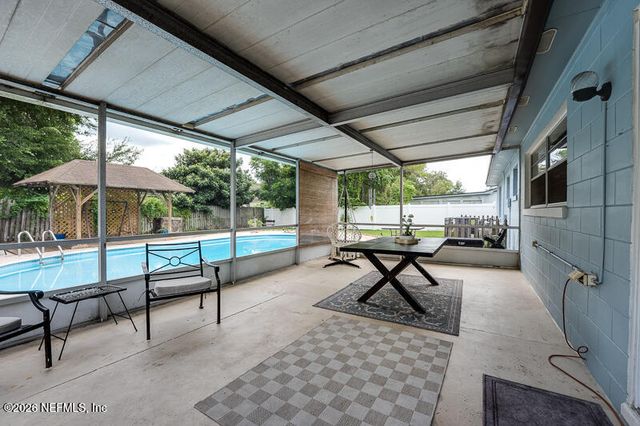 6105 TOYOTA Drive, Jacksonville, FL 32244