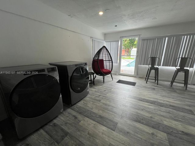 1735 NE 157th Ter, North Miami Beach, FL 33162