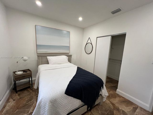 1735 NE 157th Ter, North Miami Beach, FL 33162