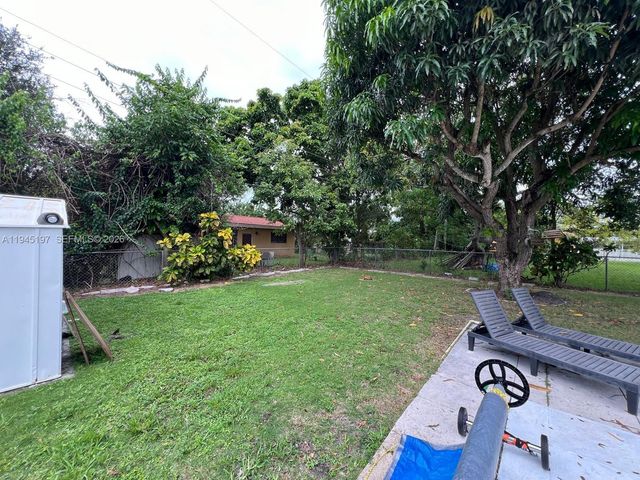 1735 NE 157th Ter, North Miami Beach, FL 33162