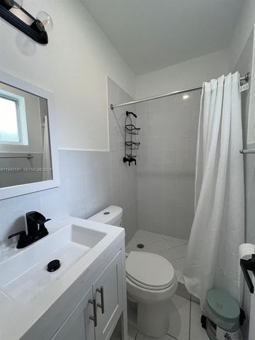 1735 NE 157th Ter, North Miami Beach, FL 33162