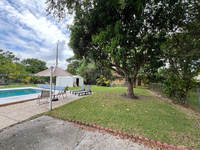 1735 NE 157th Ter, North Miami Beach, FL 33162