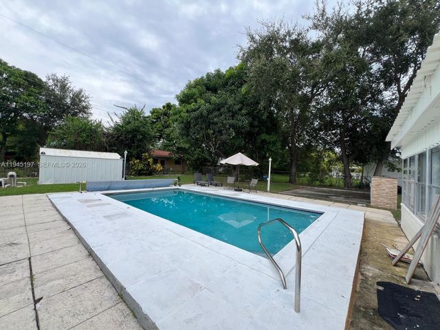 1735 NE 157th Ter, North Miami Beach, FL 33162