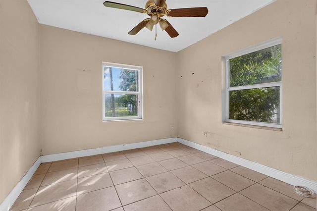 14621 LINCOLN Boulevard, Miami, FL 33176